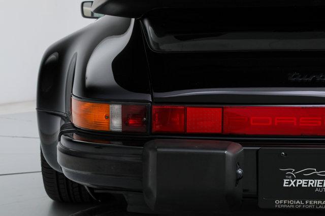 1989 Porsche 911 Carrera 