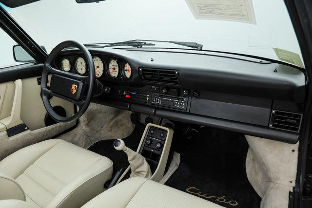 1989 Porsche 911 Carrera 