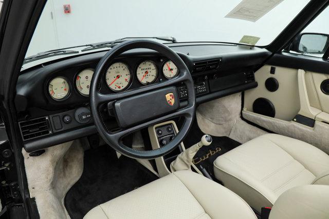 1989 Porsche 911 Carrera 