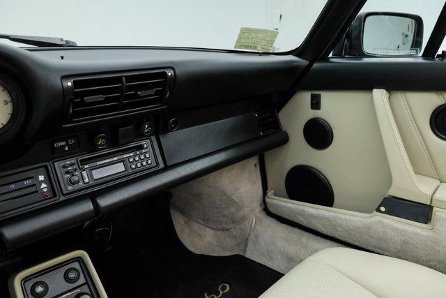 1989 Porsche 911 Carrera 