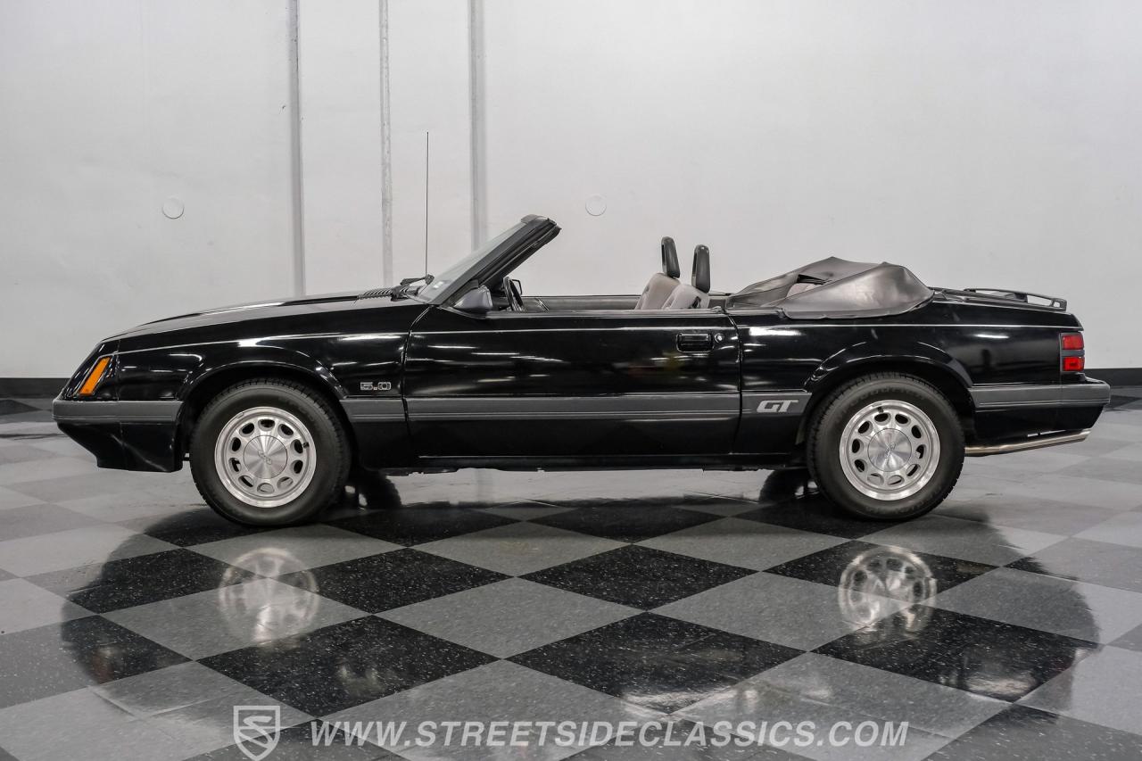 1986 Ford Mustang GT Convertible