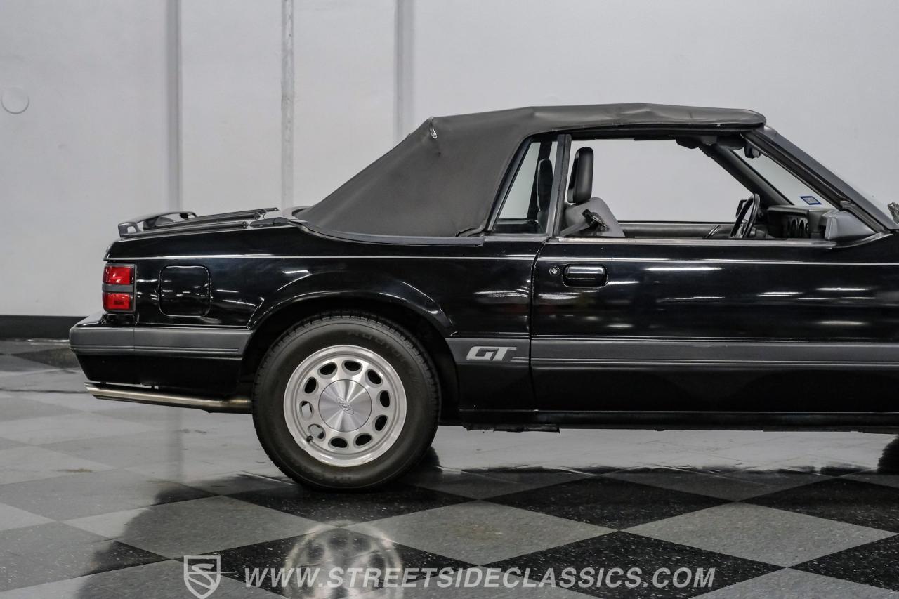 1986 Ford Mustang GT Convertible