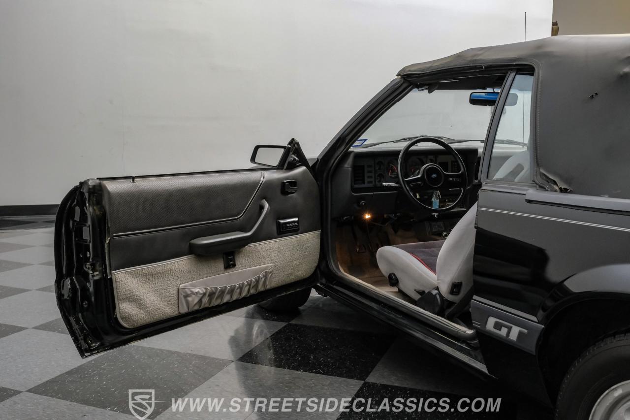 1986 Ford Mustang GT Convertible
