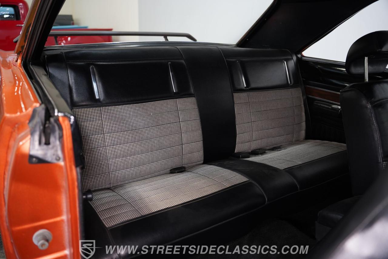 1972 Dodge DART SWINGER