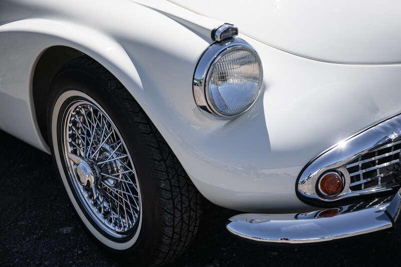 1963 Daimler SP250
