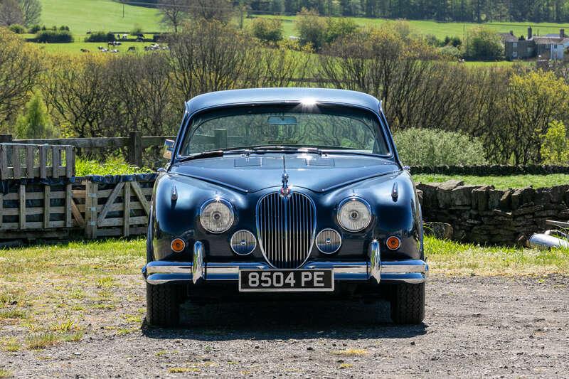 1963 Jaguar MK2 