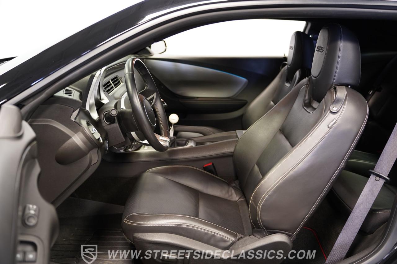 2011 Chevrolet Camaro SS 2SS
