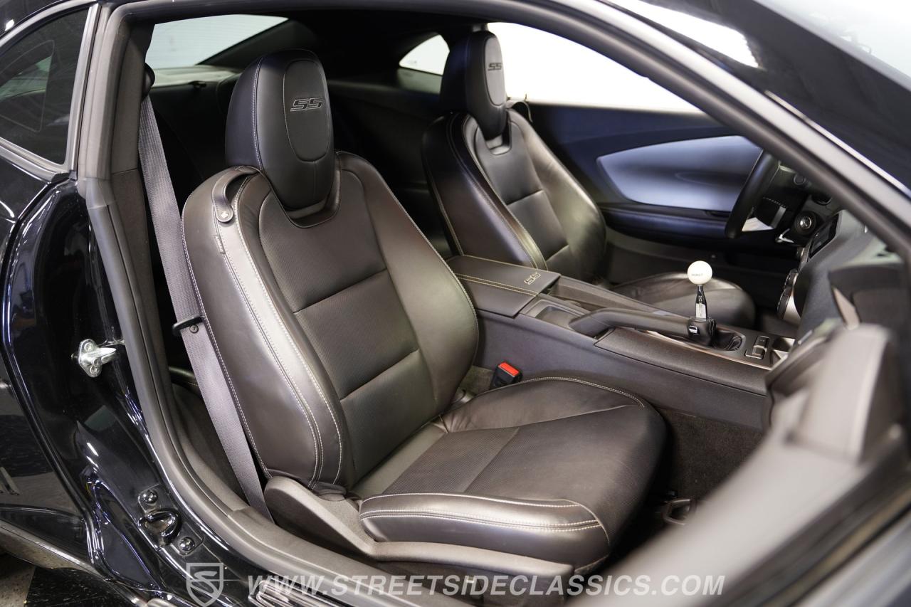 2011 Chevrolet Camaro SS 2SS