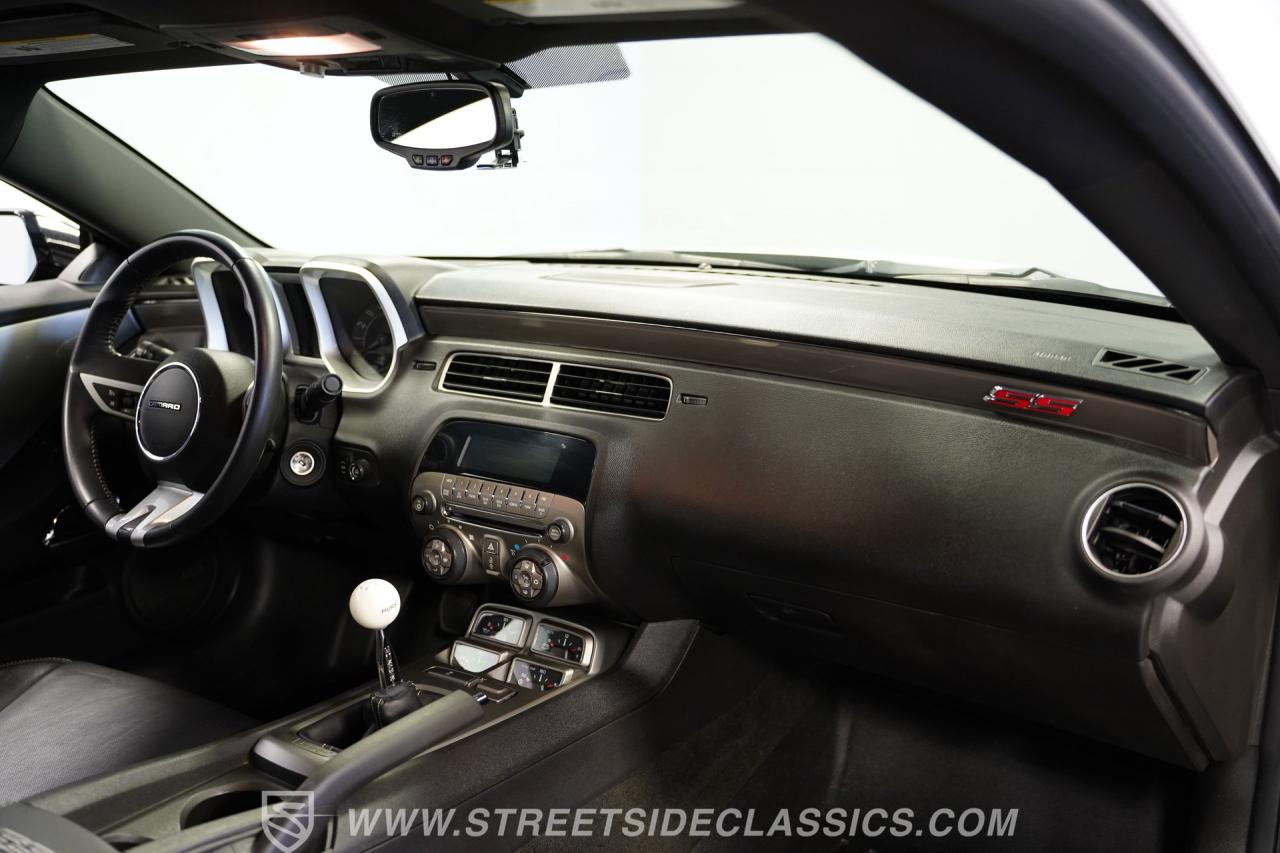 2011 Chevrolet Camaro SS 2SS