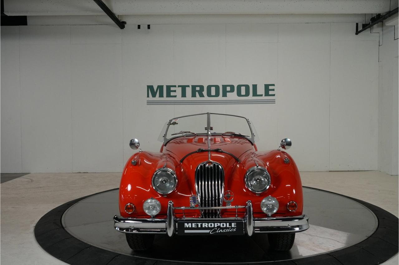 1954 Jaguar XK140 SE OTS