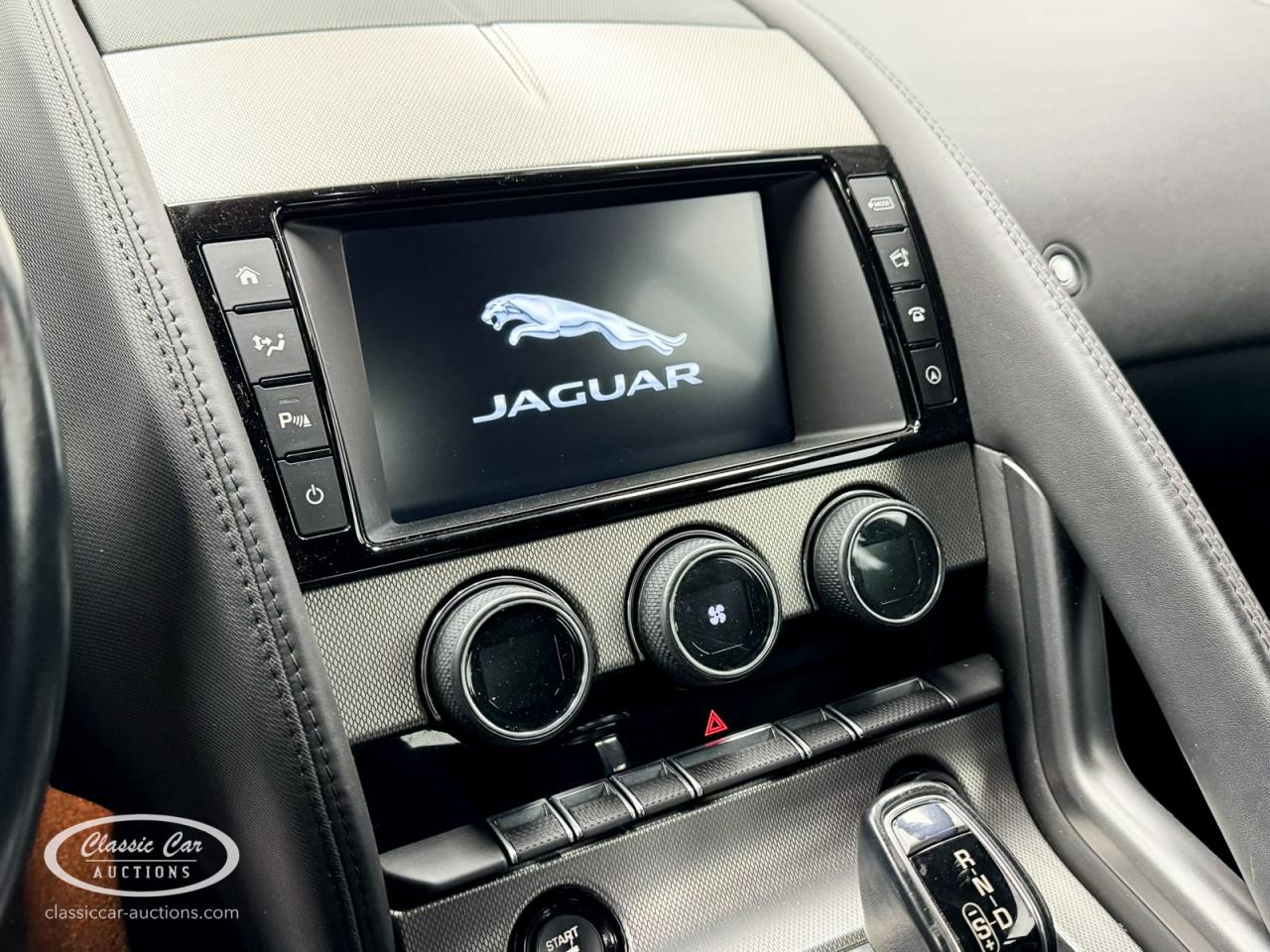 2017 Jaguar F-Type