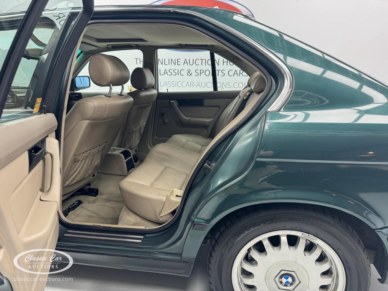 1992 BMW 525