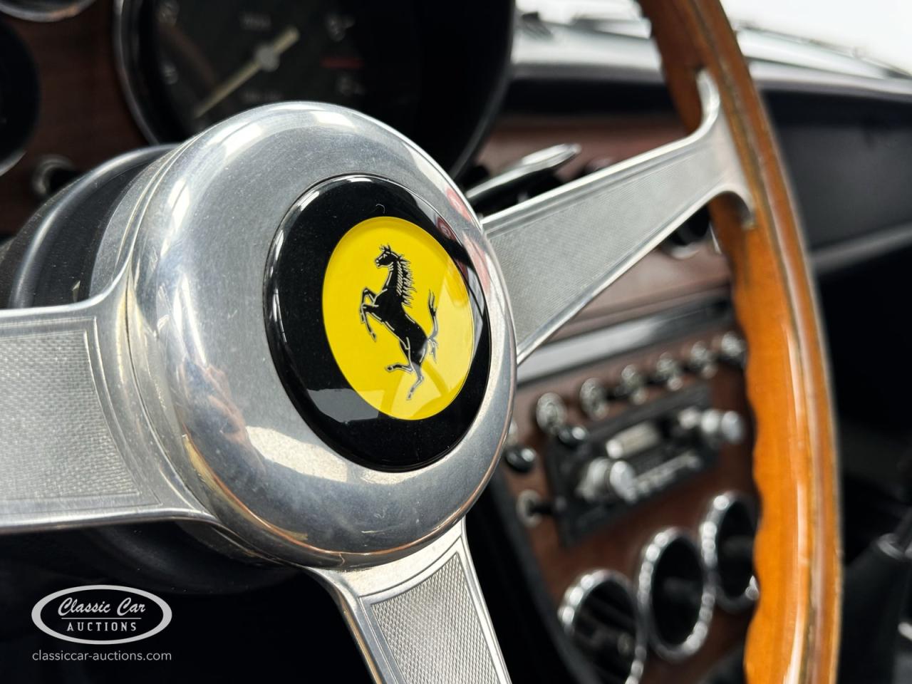 1970 Ferrari 365