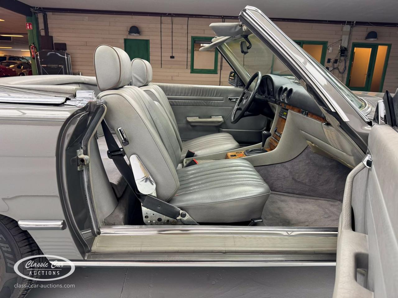 1984 Mercedes - Benz 380 SL