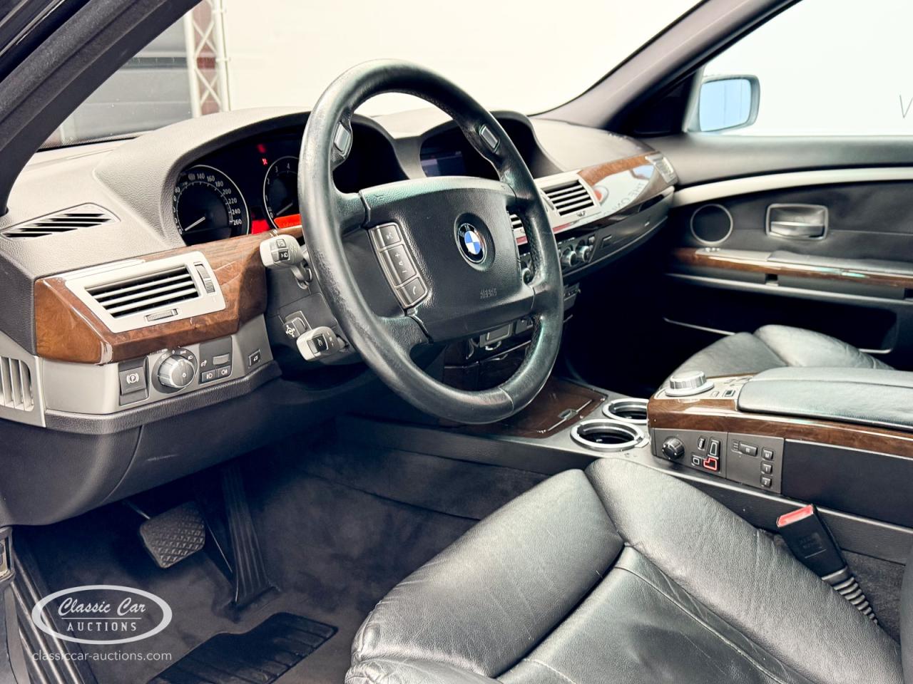 2006 BMW 730i