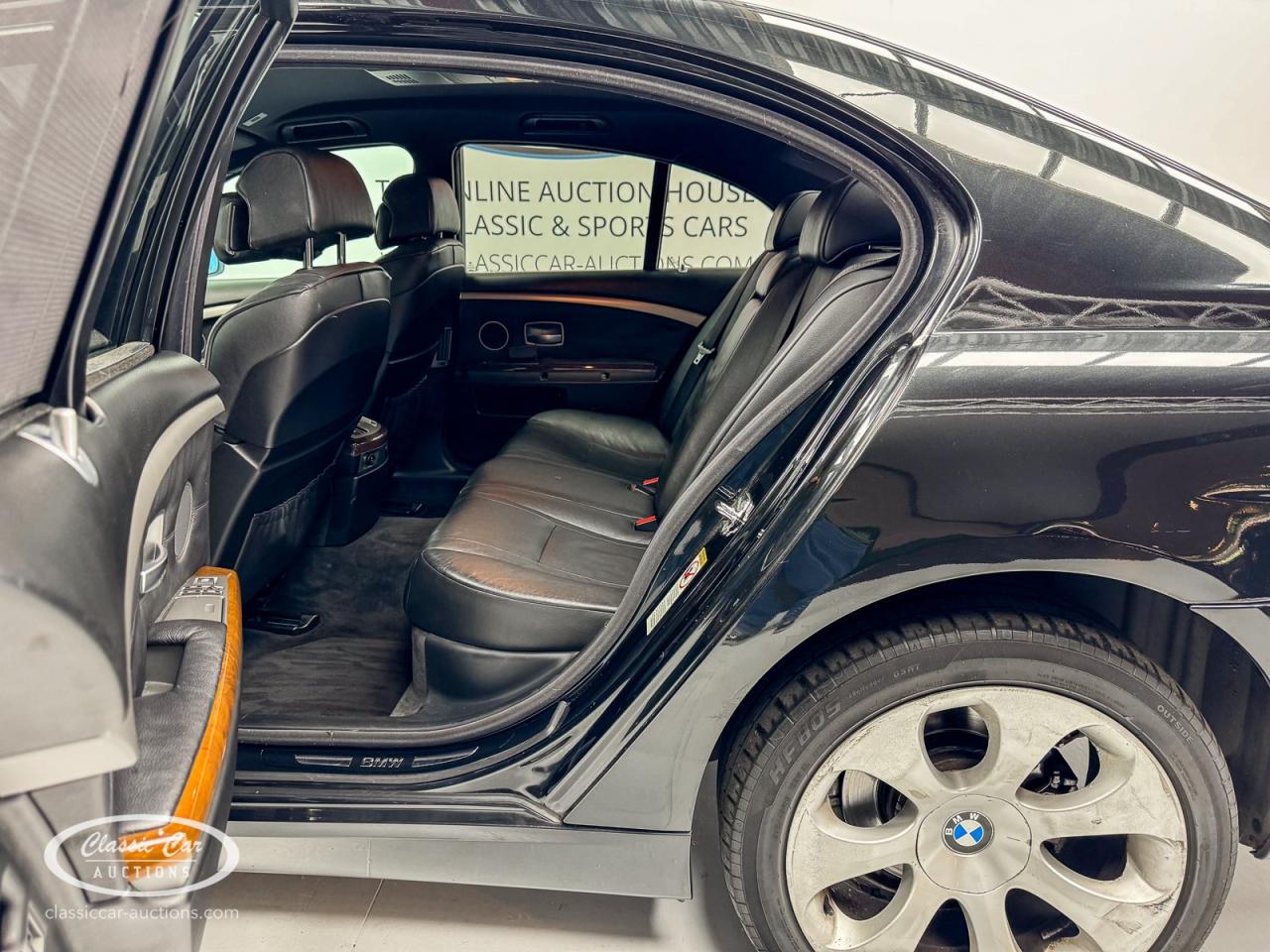 2006 BMW 730i
