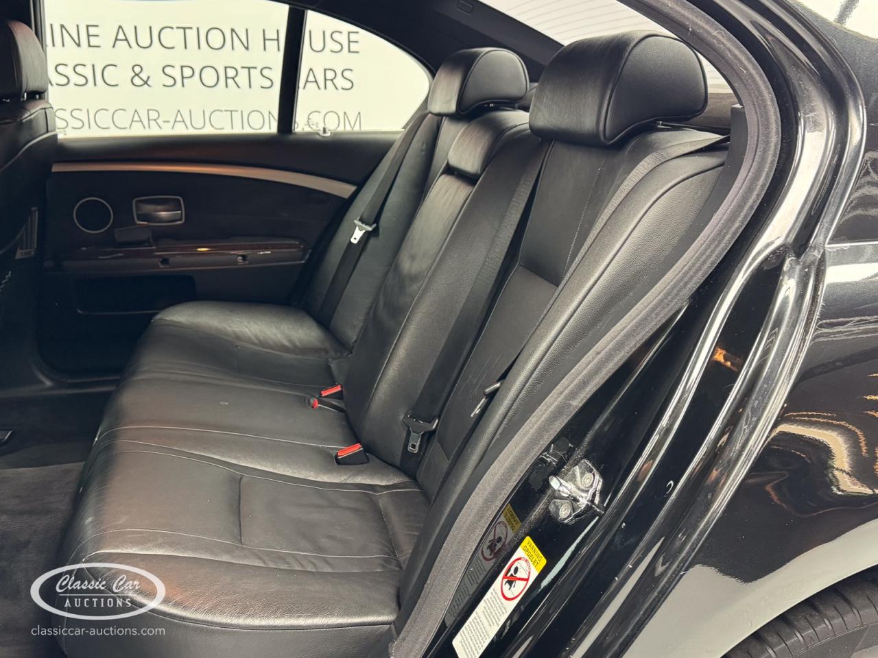2006 BMW 730i