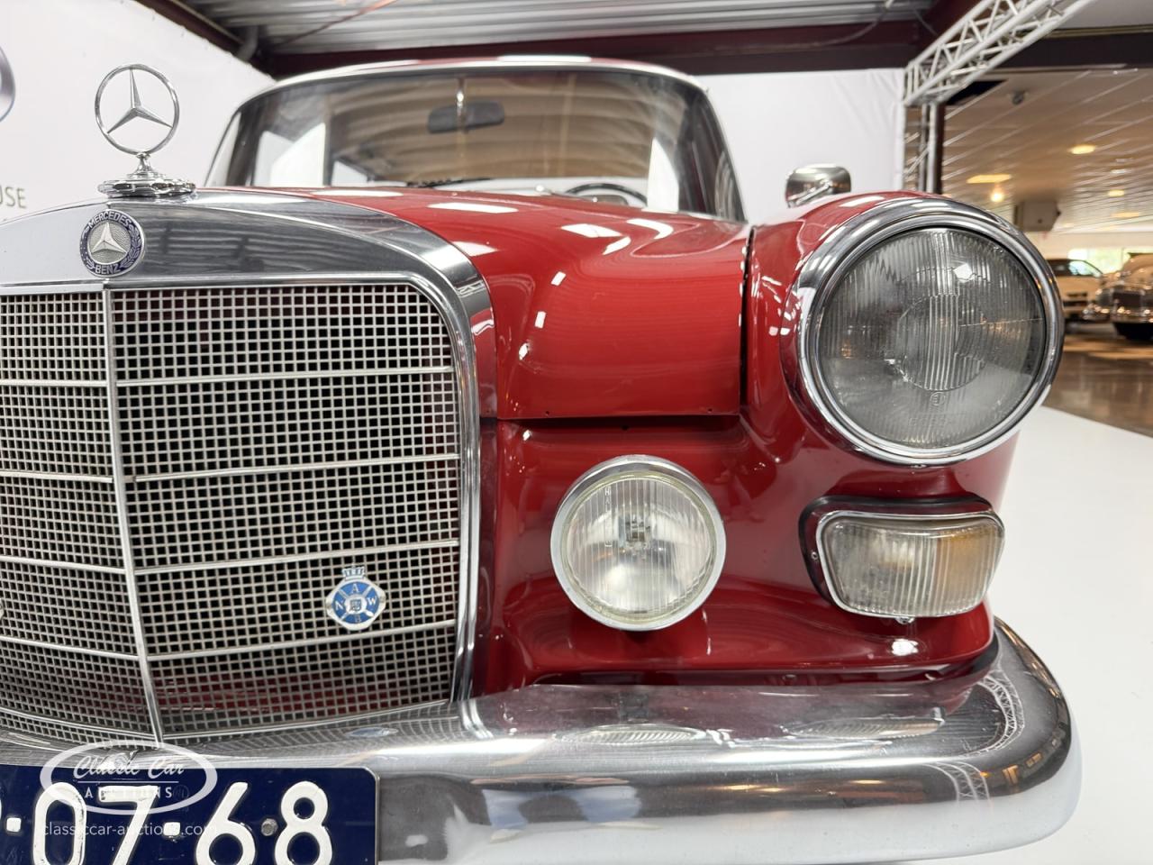 1967 Mercedes - Benz 200