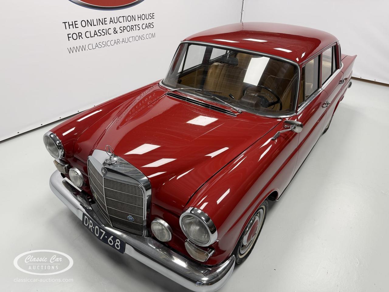 1967 Mercedes - Benz 200