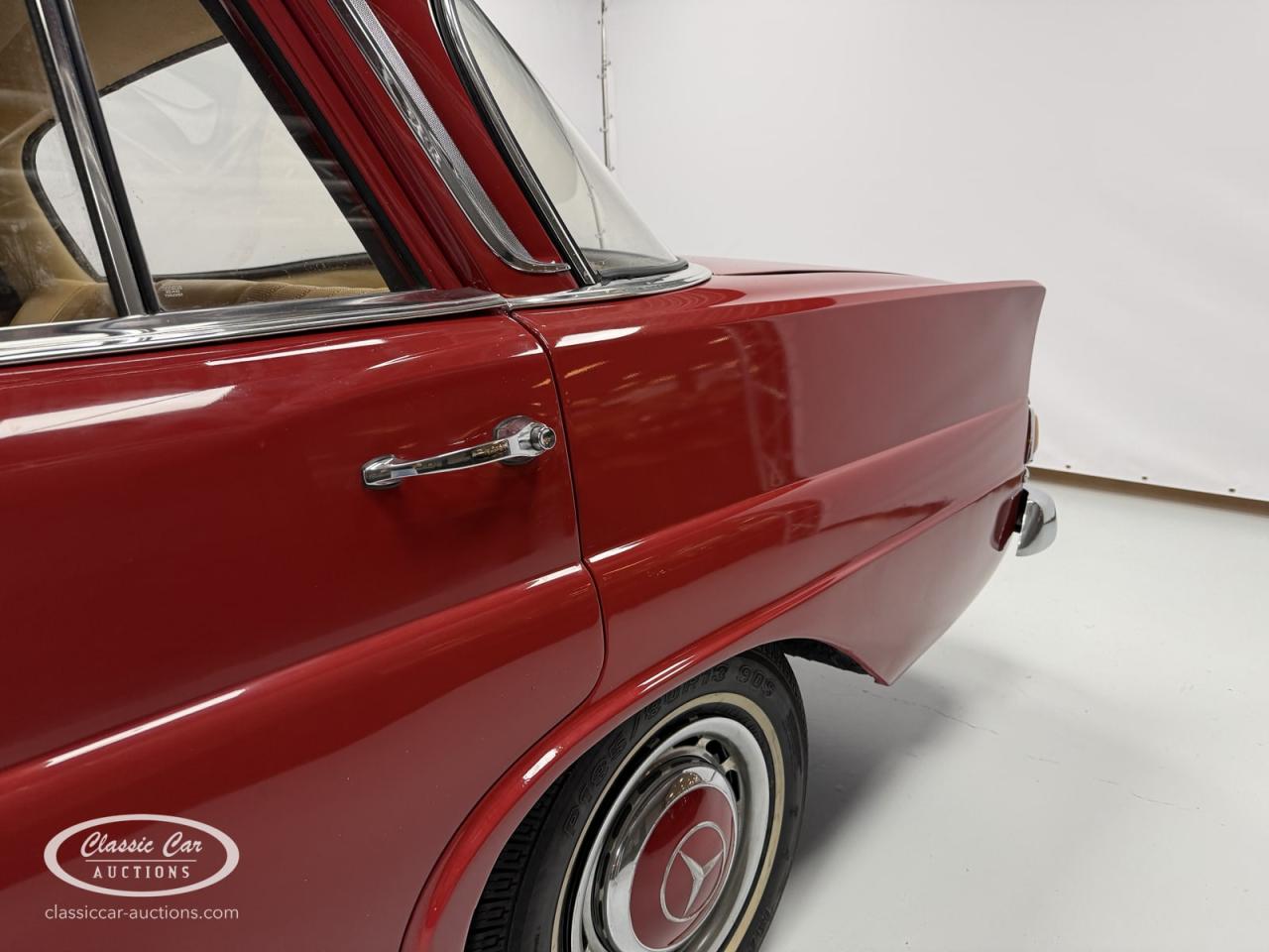 1967 Mercedes - Benz 200