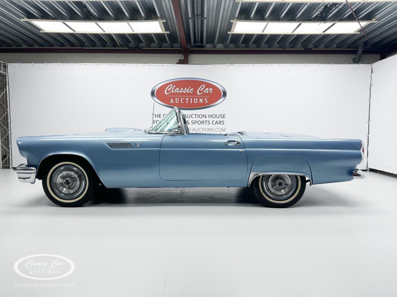 1955 Ford Thunderbird