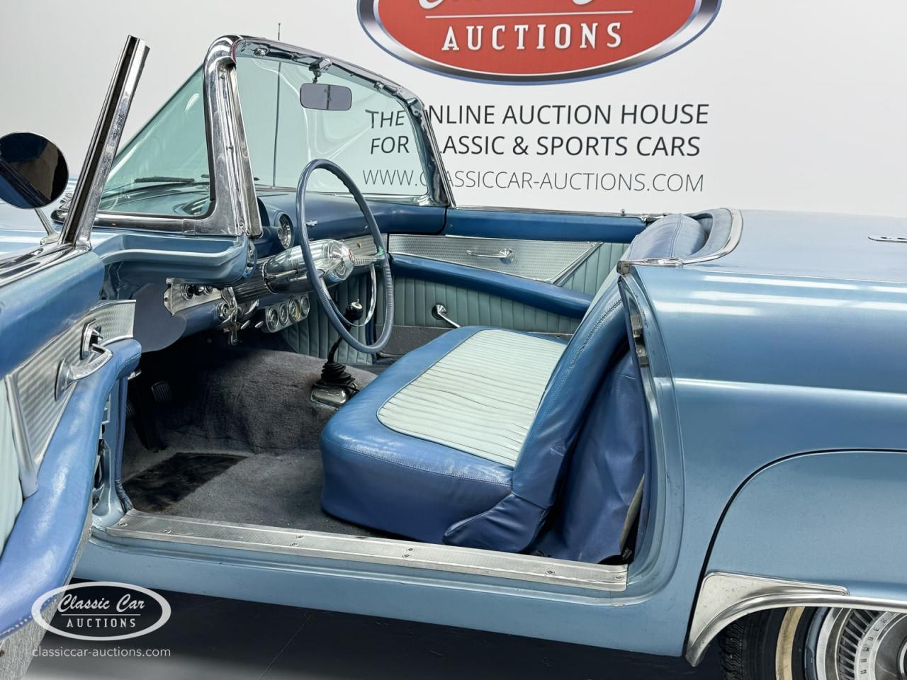 1955 Ford Thunderbird