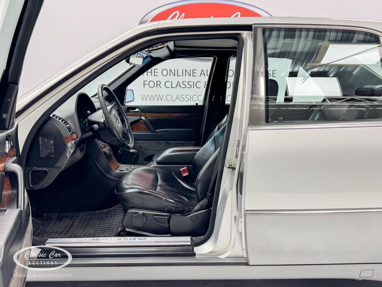 1992 Mercedes - Benz 300