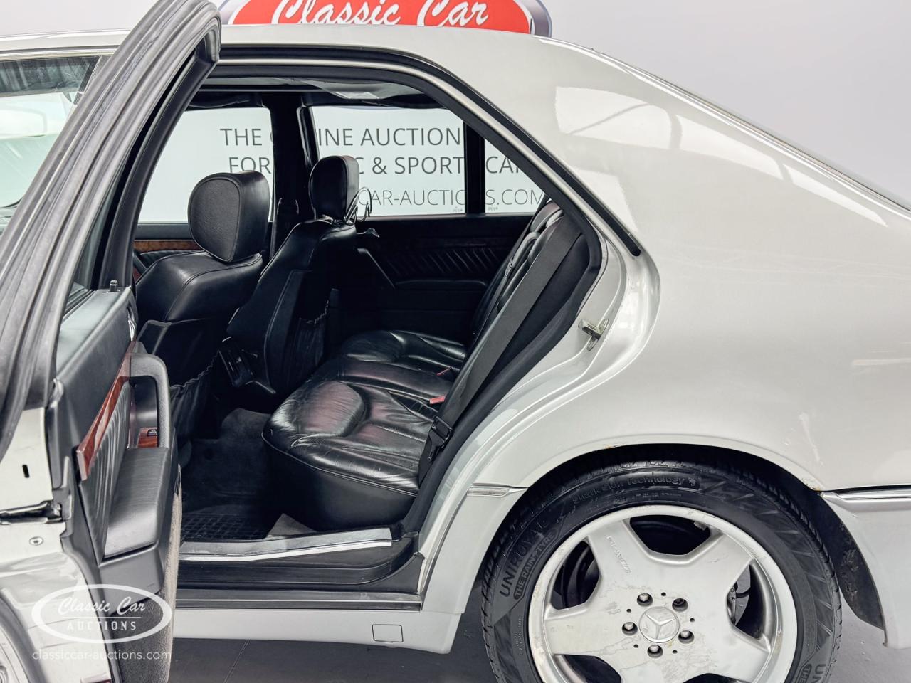 1992 Mercedes - Benz 300