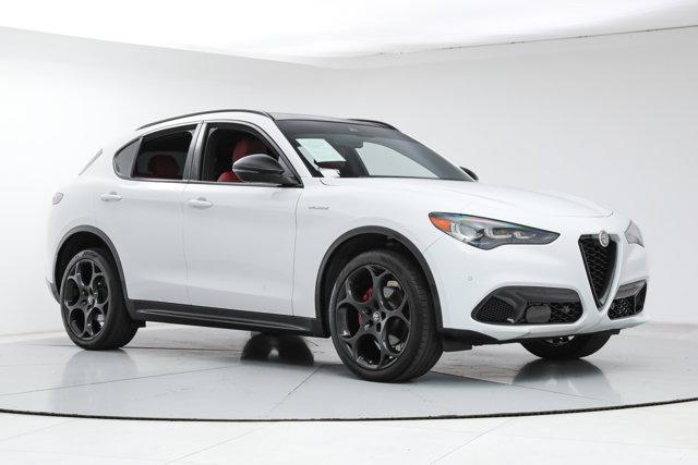 2024 Alfa Romeo Stelvio