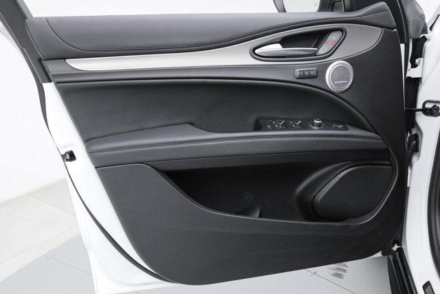 2024 Alfa Romeo Stelvio