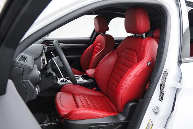 2024 Alfa Romeo Stelvio