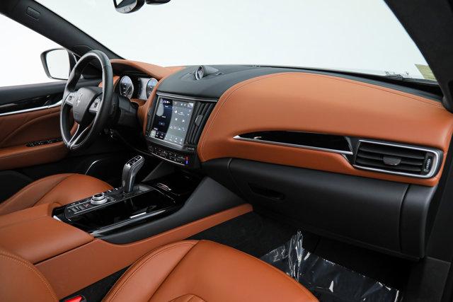2023 Maserati Levante