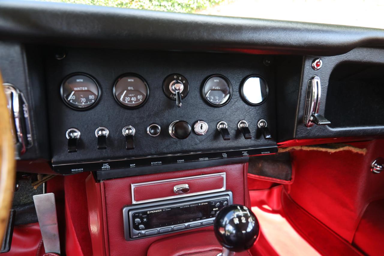 1964 Jaguar E-Type 4.2 Litre Series 1 Coupe &ldquo;It&rsquo;s the color combination&rdquo;