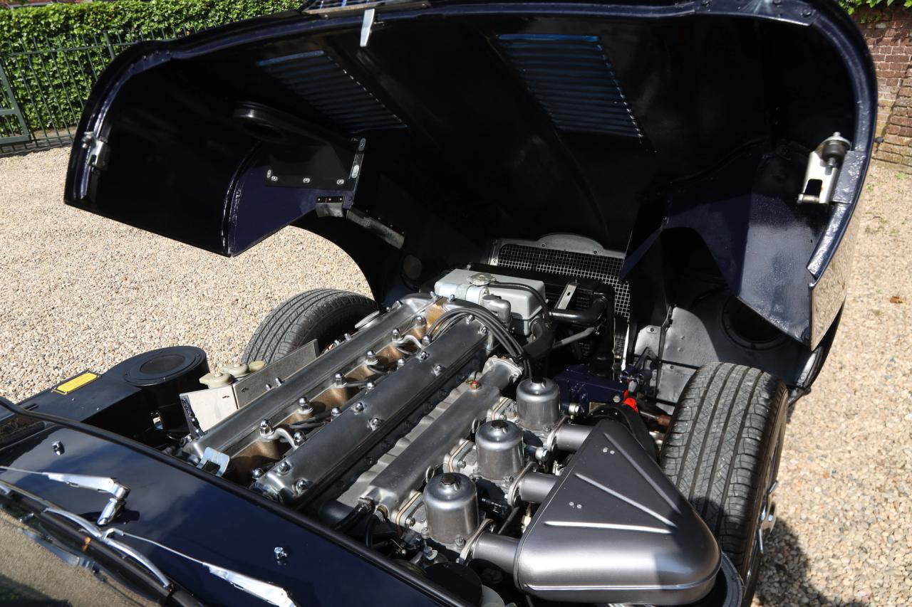 1964 Jaguar E-Type 4.2 Litre Series 1 Coupe &ldquo;It&rsquo;s the color combination&rdquo;