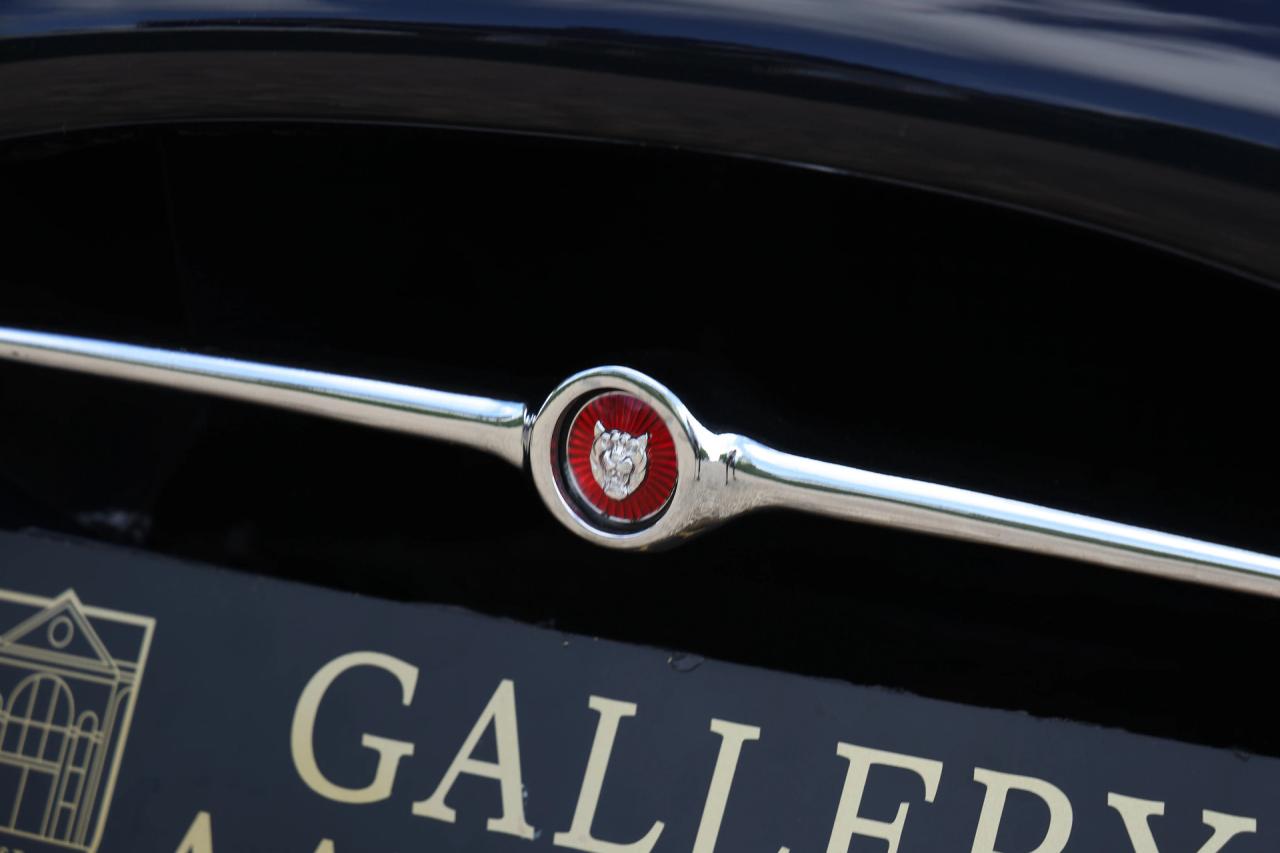 1964 Jaguar E-Type 4.2 Litre Series 1 Coupe &ldquo;It&rsquo;s the color combination&rdquo;