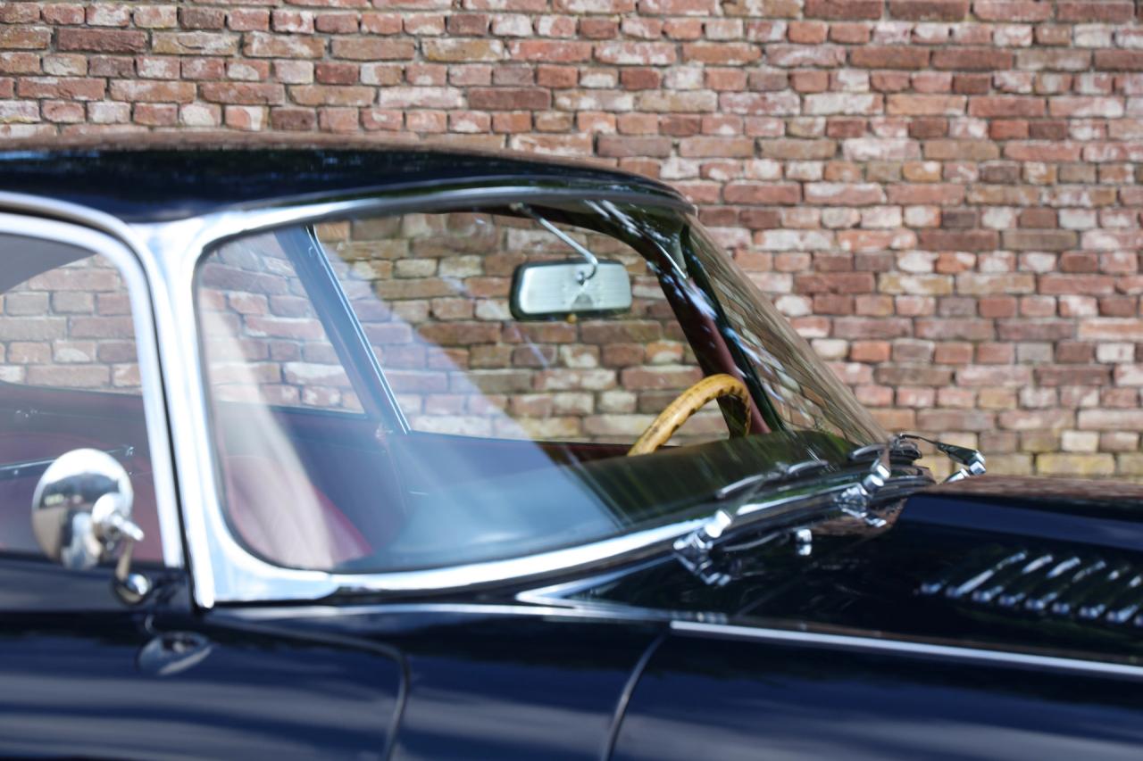 1964 Jaguar E-Type 4.2 Litre Series 1 Coupe &ldquo;It&rsquo;s the color combination&rdquo;