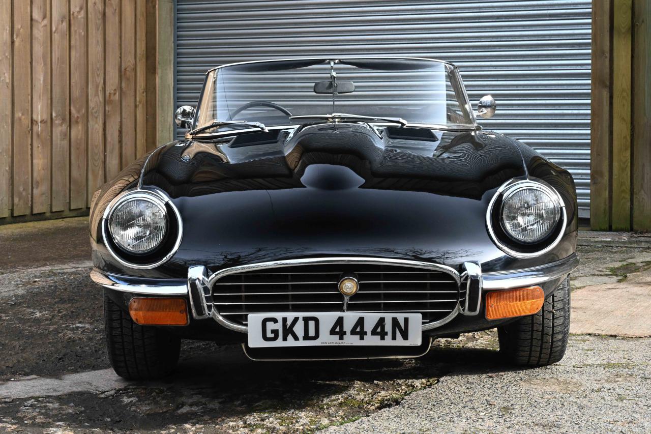 1974 Jaguar E-Type Series III (Commemorative Edition)