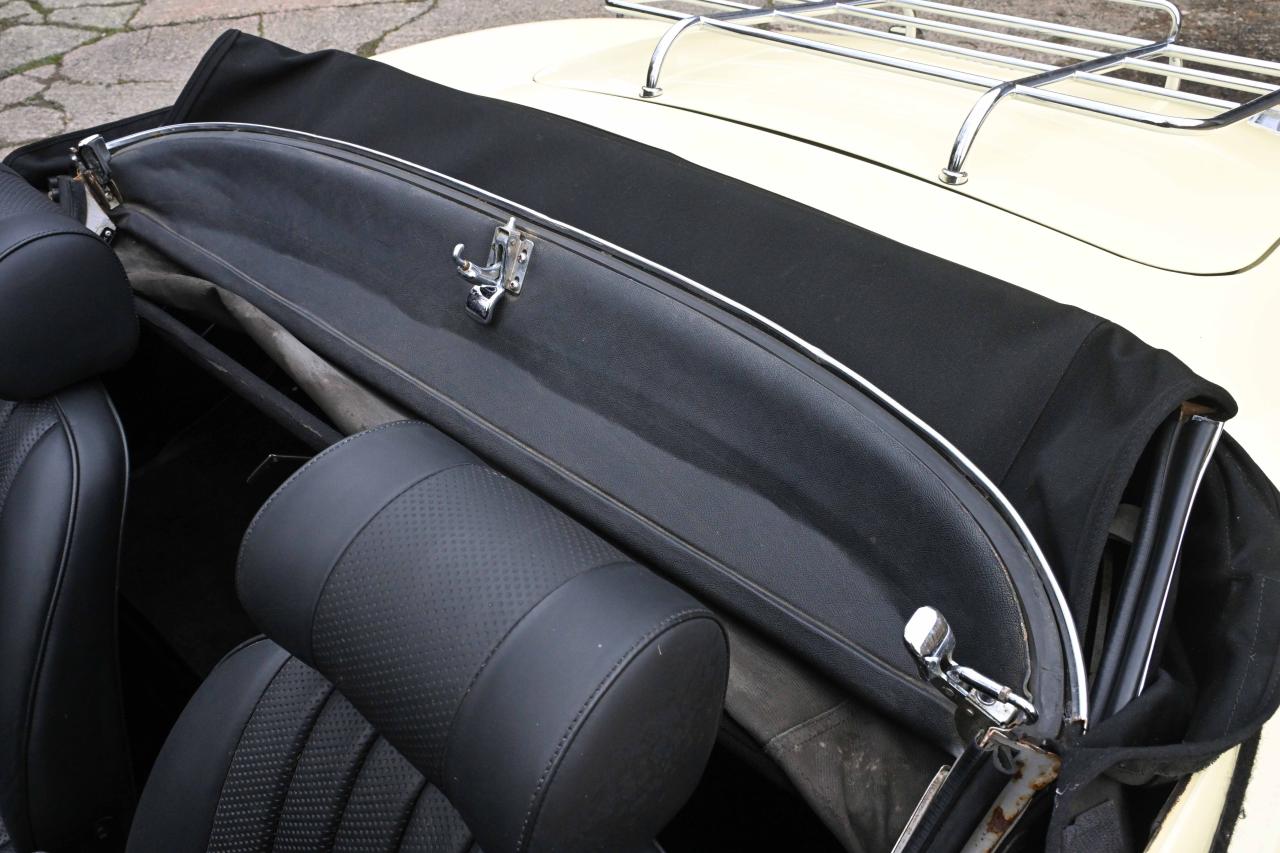 1973 Jaguar E-Type Series III Roadster