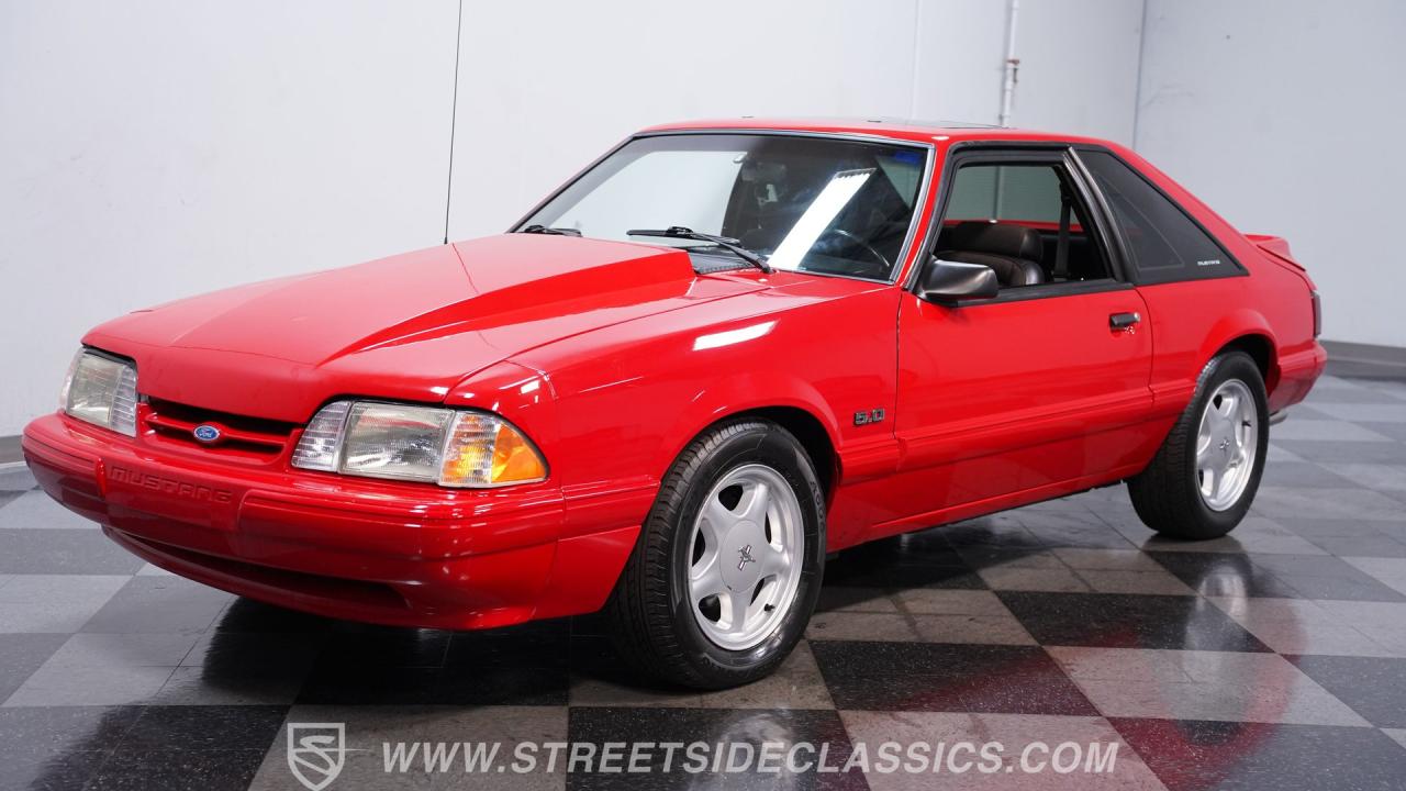 1993 Ford MUSTANG LX