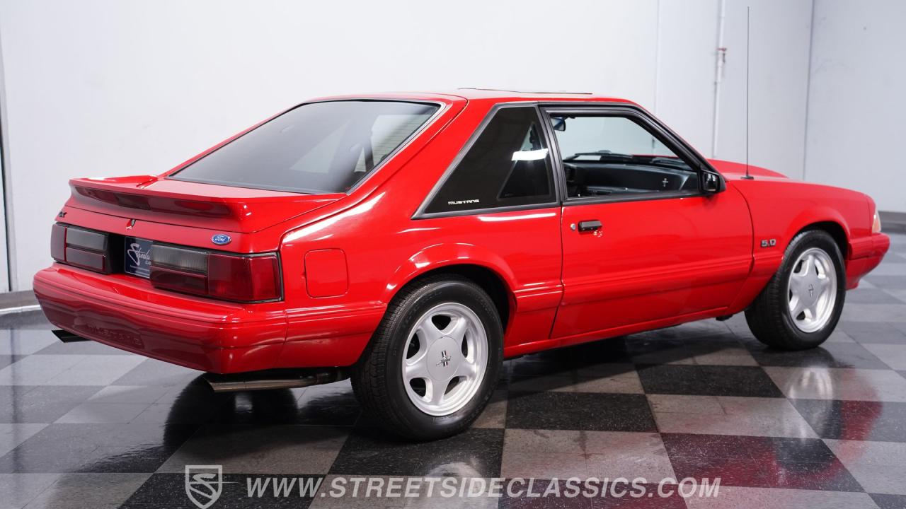 1993 Ford MUSTANG LX