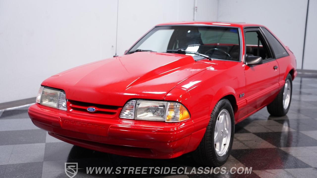 1993 Ford MUSTANG LX