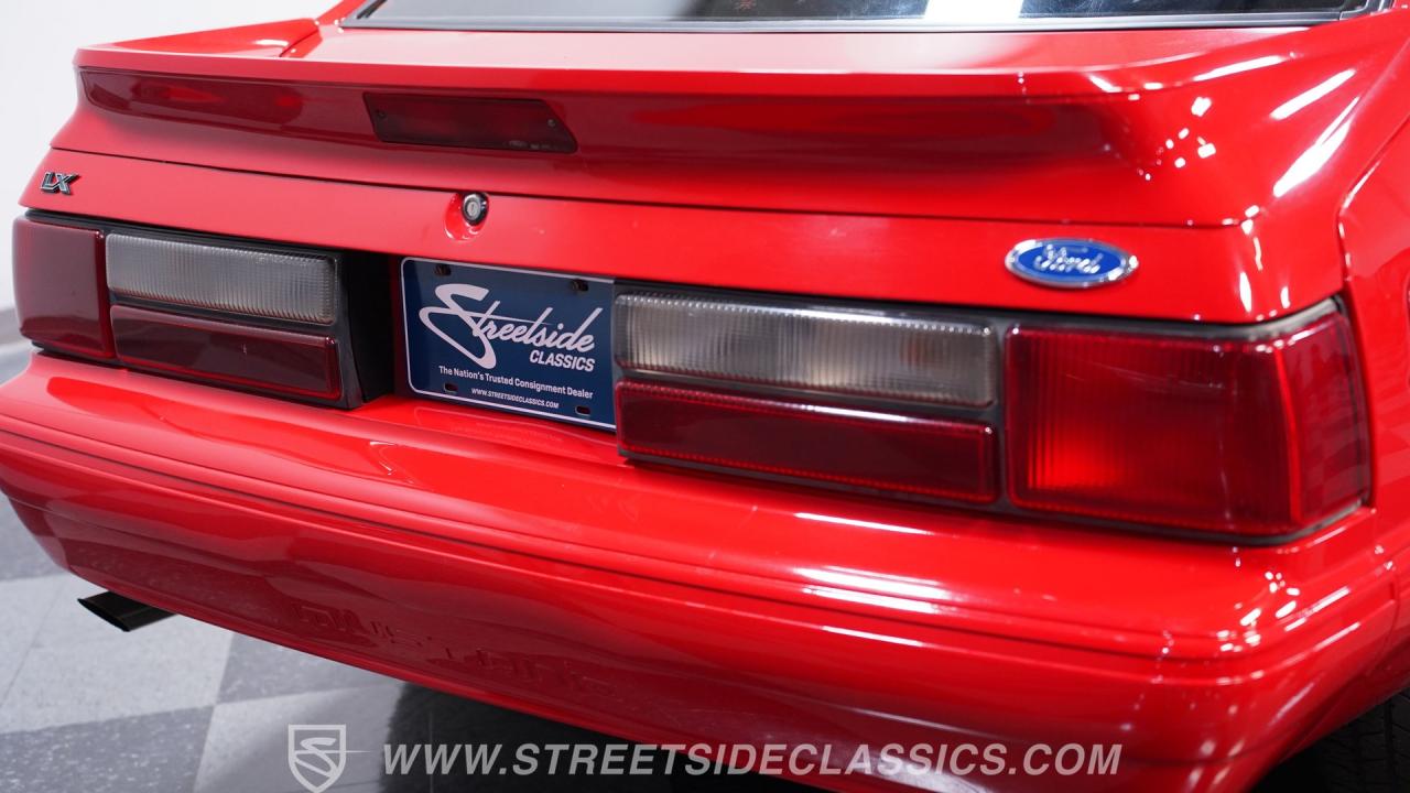 1993 Ford MUSTANG LX