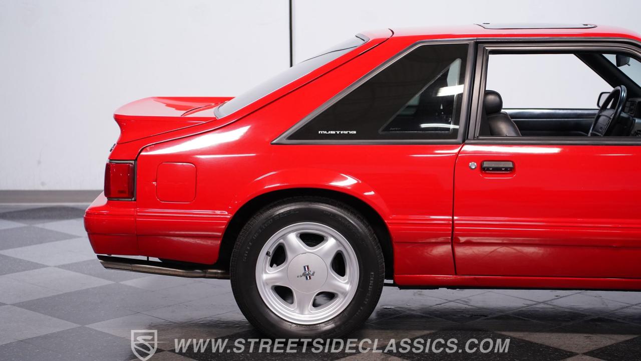 1993 Ford MUSTANG LX