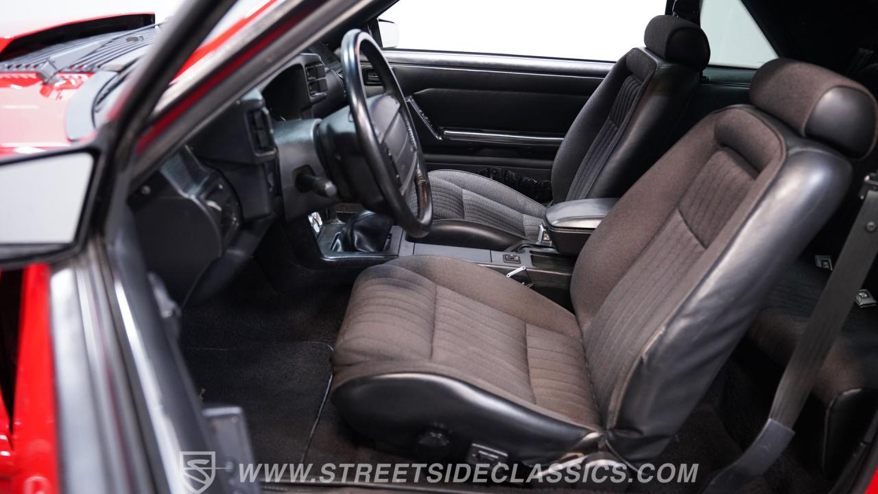 1993 Ford MUSTANG LX