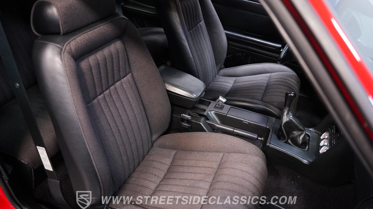 1993 Ford MUSTANG LX