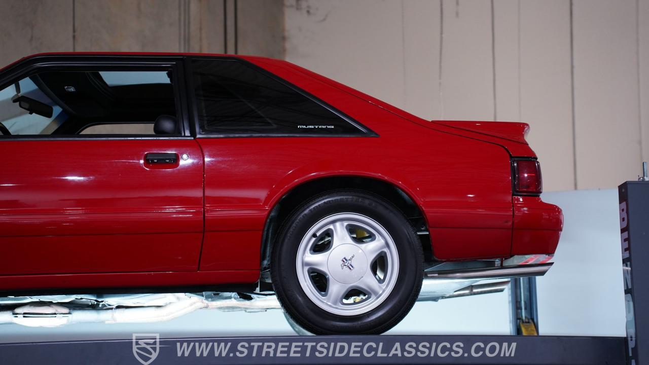 1993 Ford MUSTANG LX