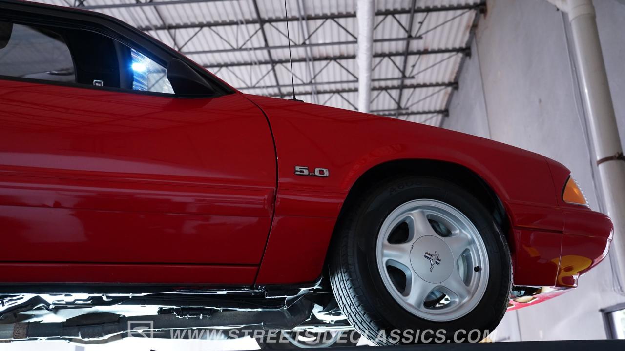 1993 Ford MUSTANG LX