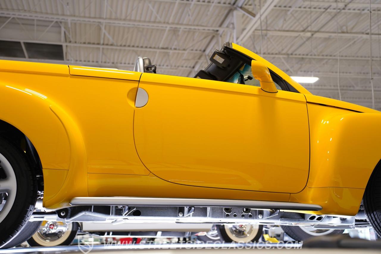 2004 Chevrolet SSR