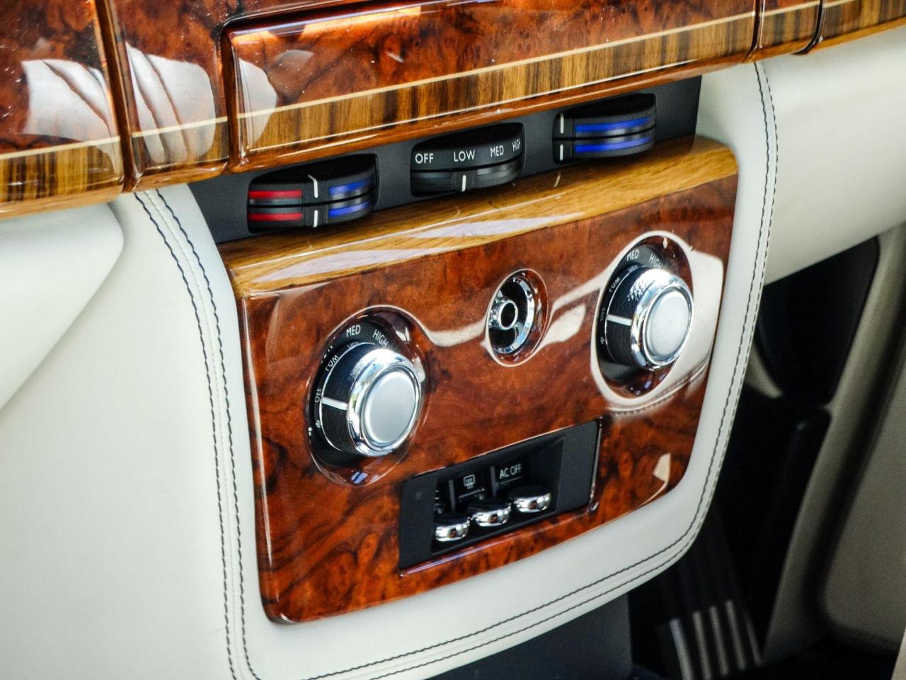 2013 Rolls - Royce 6.7 V12 Auto Euro 5 4dr