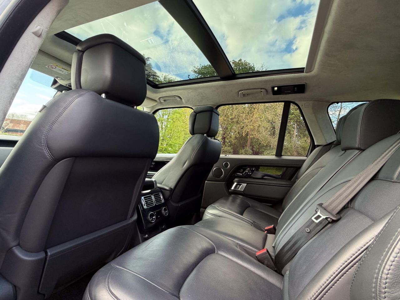 2018 Land Rover 3.0 SD V6 Autobiography Auto 4WD Euro 6 (s/s) 5dr